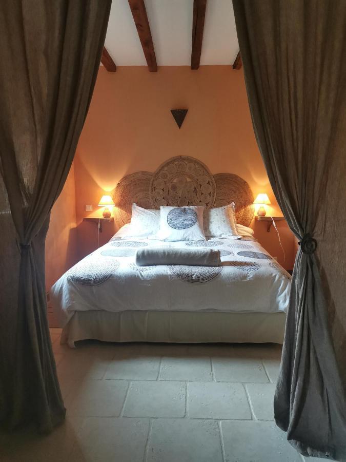 Domaine Des Maillets Bed & Breakfast Blot-l'Eglise ภายนอก รูปภาพ