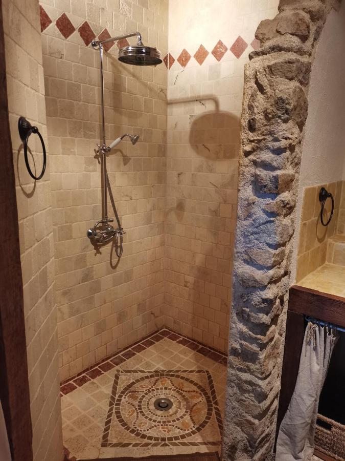 Domaine Des Maillets Bed & Breakfast Blot-l'Eglise ภายนอก รูปภาพ