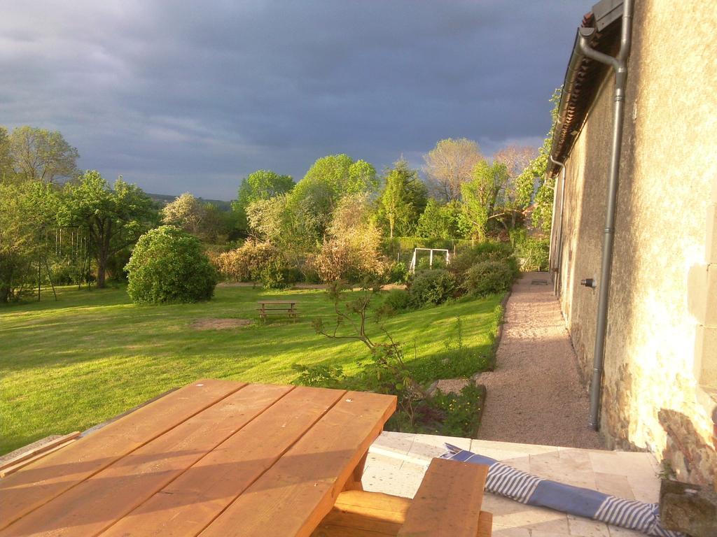 Domaine Des Maillets Bed & Breakfast Blot-l'Eglise ภายนอก รูปภาพ