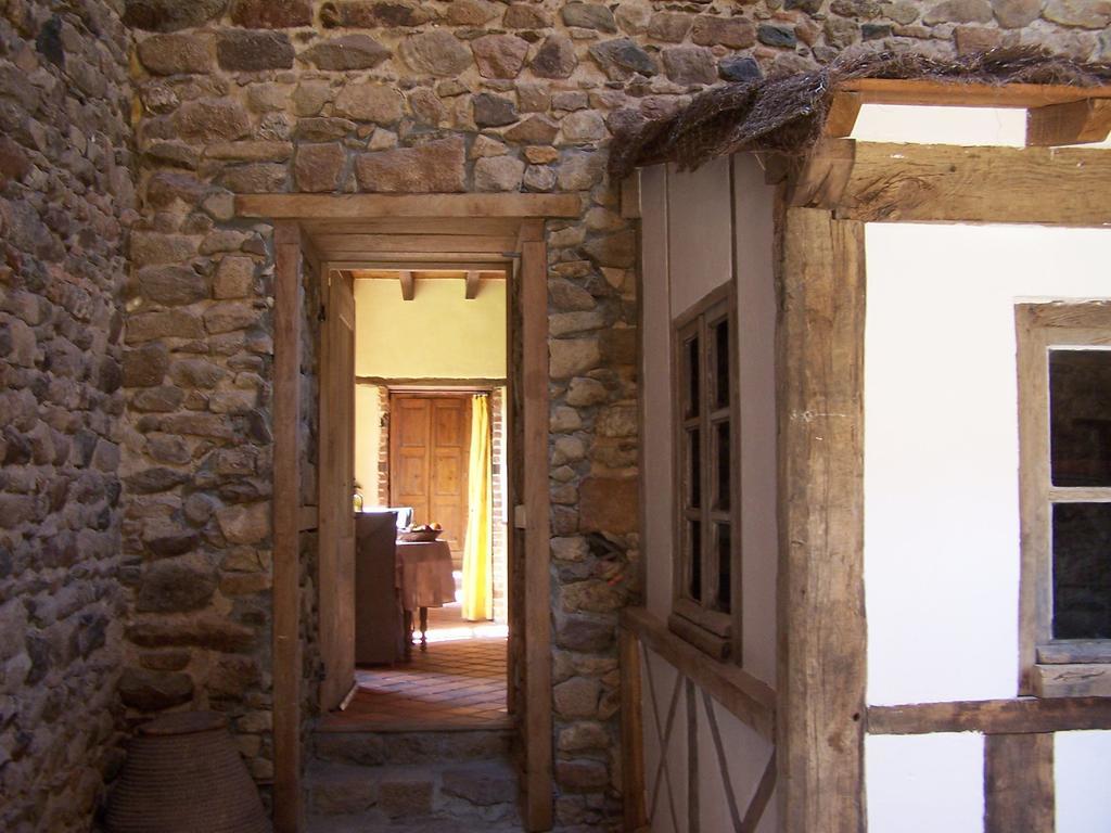 Domaine Des Maillets Bed & Breakfast Blot-l'Eglise ภายนอก รูปภาพ